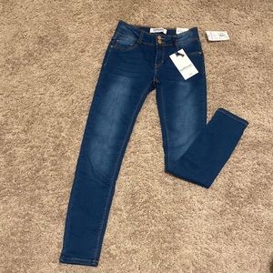 Wallflower Blue Jeans
